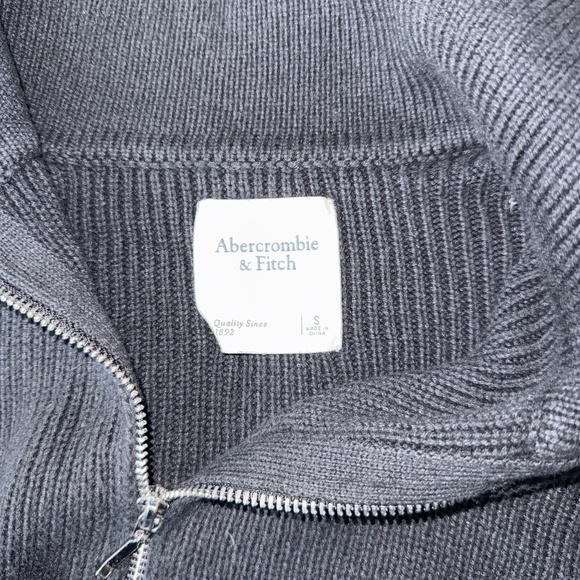 Abercrombie Knit Zip Up - Picture 2 of 3